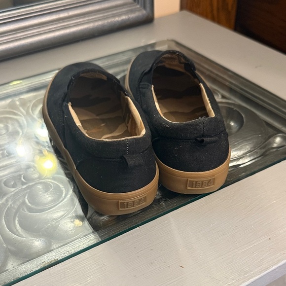 Old Navy 4 Boys Black and Tan Kids Slip-On Sneakers - Picture 7 of 9